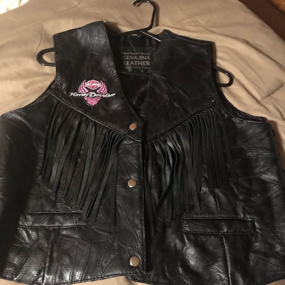 Genuinely leather riding vest
